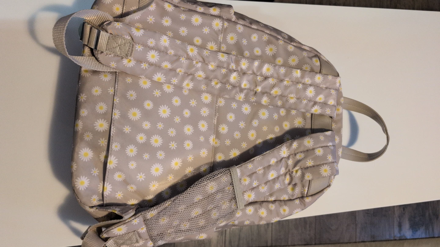 Madden NYC Daisy Print Backpack - photo 2