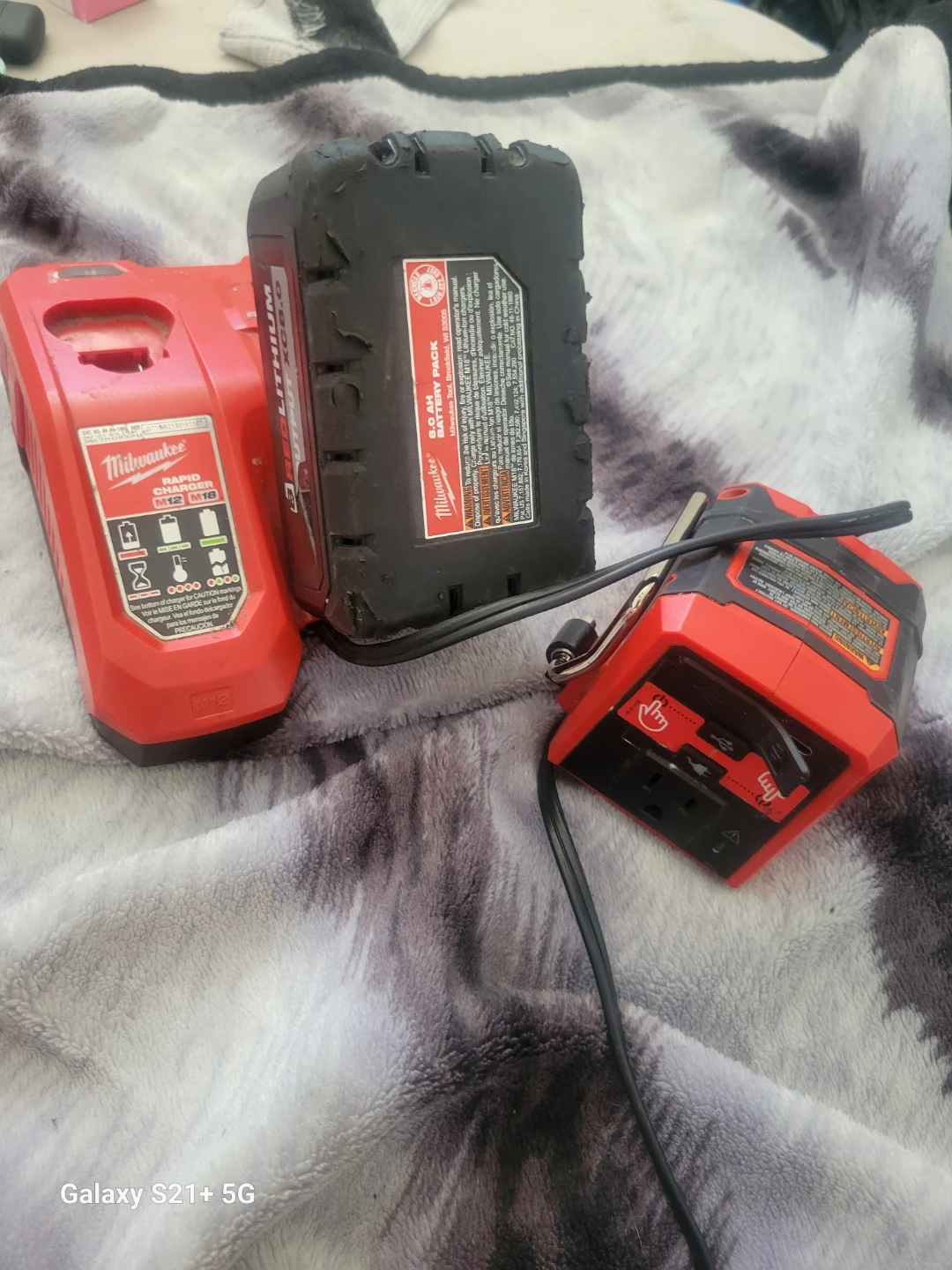 Milwaukee M18 & M12 Rapid Charger with Power Source - photo 5