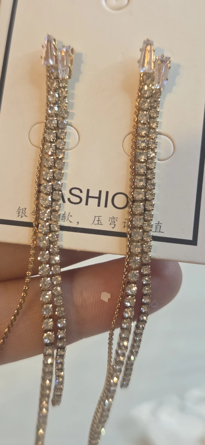 Sparkly Dangle Earrings - photo 2