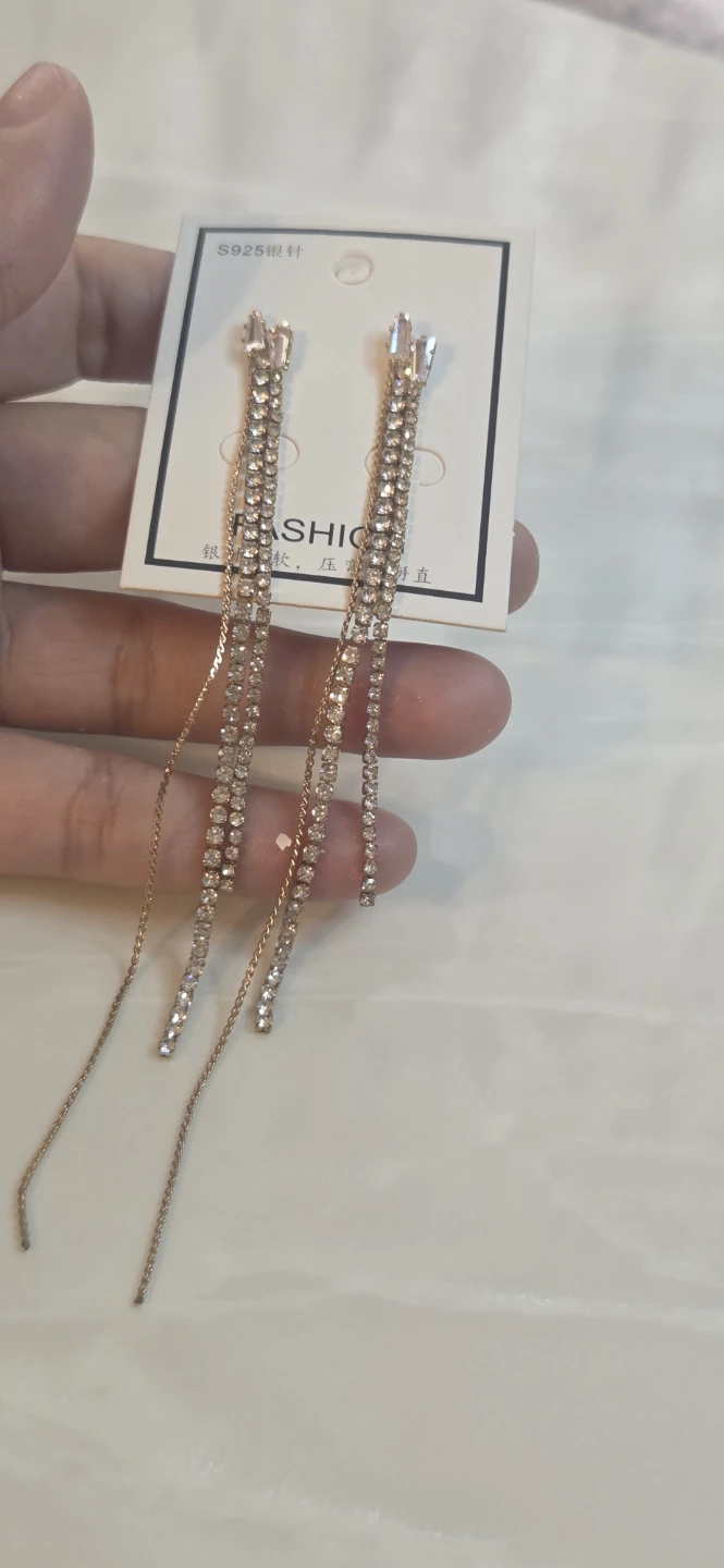Sparkly Dangle Earrings - photo 3