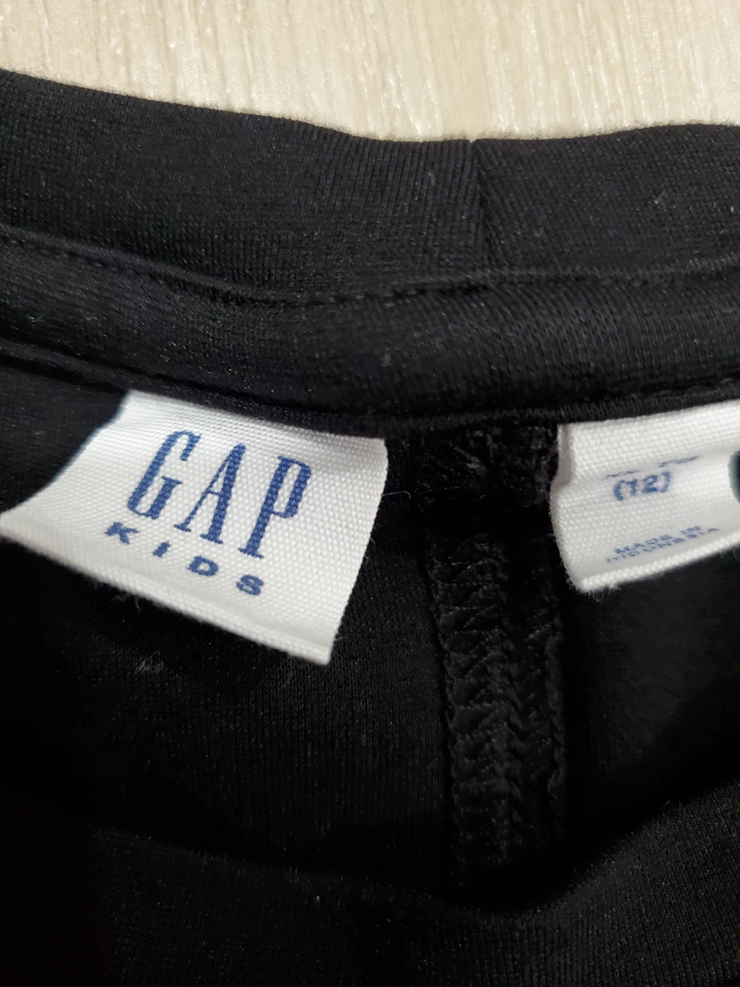 Gap Kids Short Sleeve Dress with Front Pockets - Size 12. - photo 3