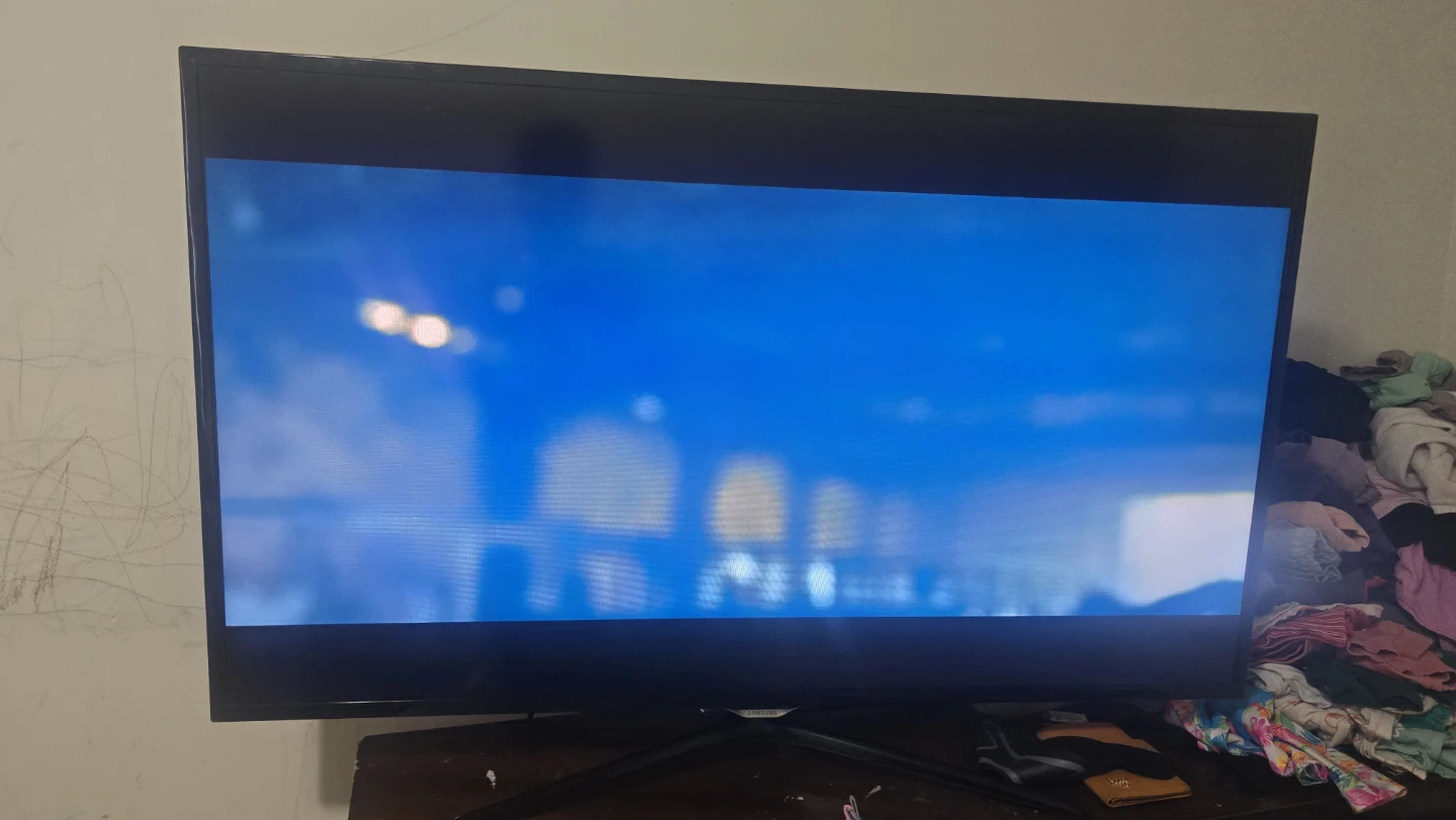 Samsung 50" Smart TV - photo 3