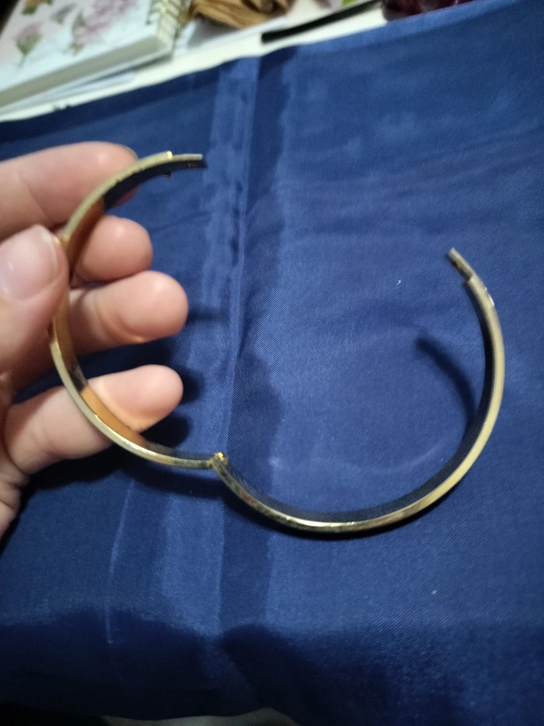 Gold Tone Bangle Bracelet with Star Design - photo 2