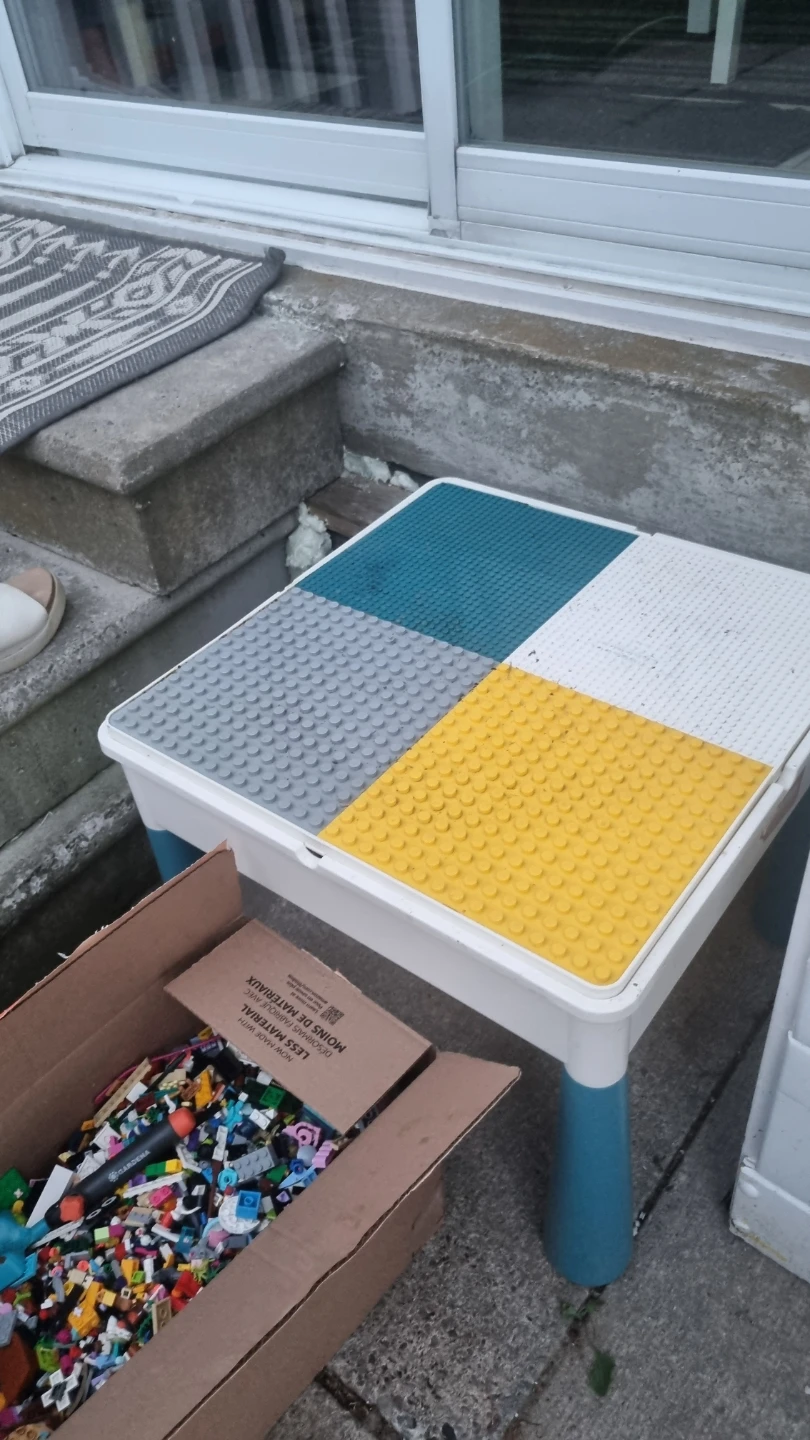 LEGO Building Table with Box of Bricks - photo 2