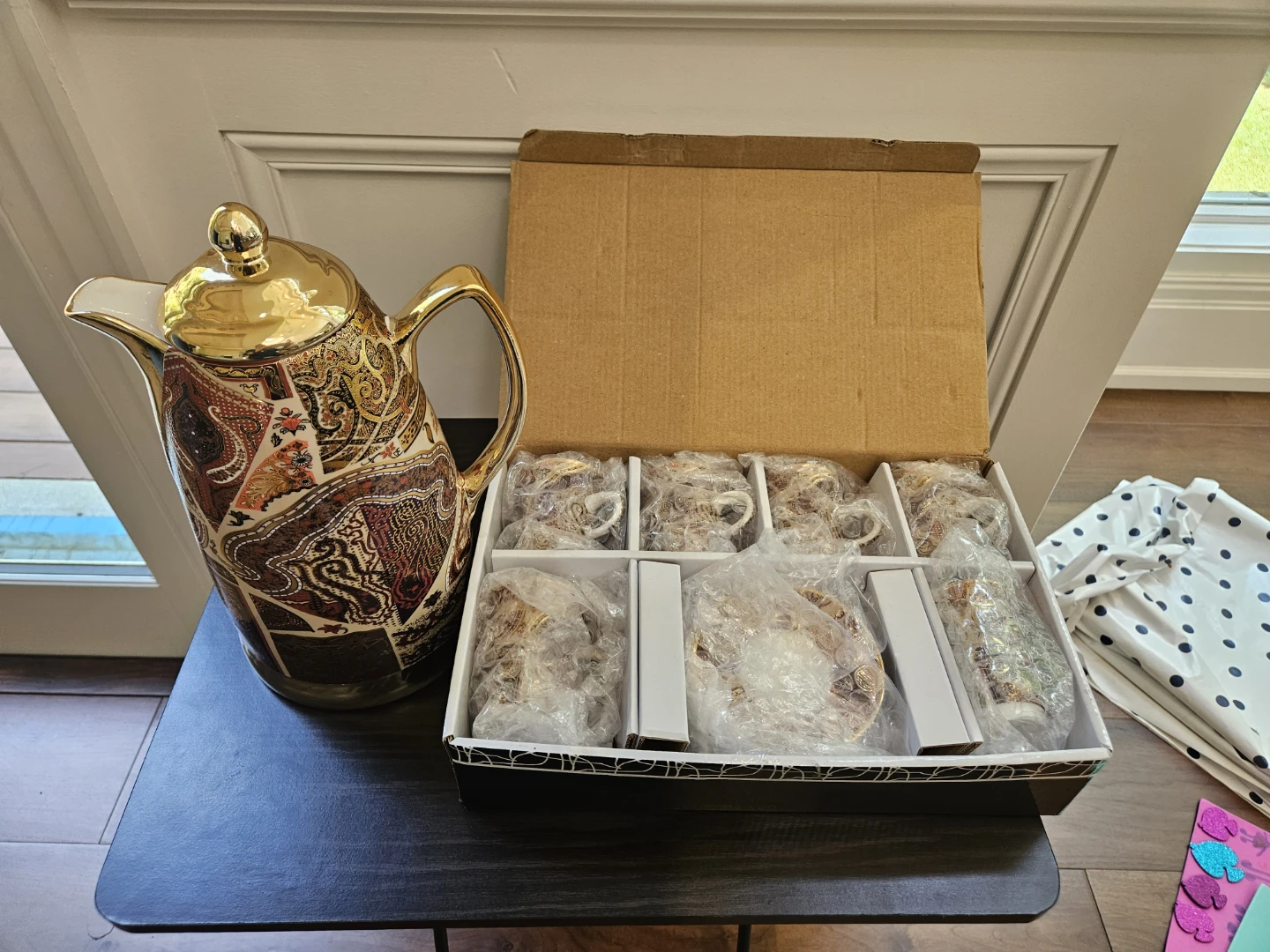Decorative coffee/tea set of 4 cups and 4 saucers - photo 2