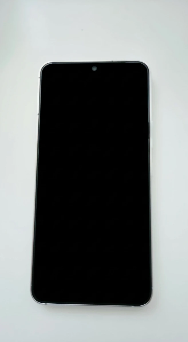 Samsung Galaxy S22 Cell Phone UNLOCKED - photo 2