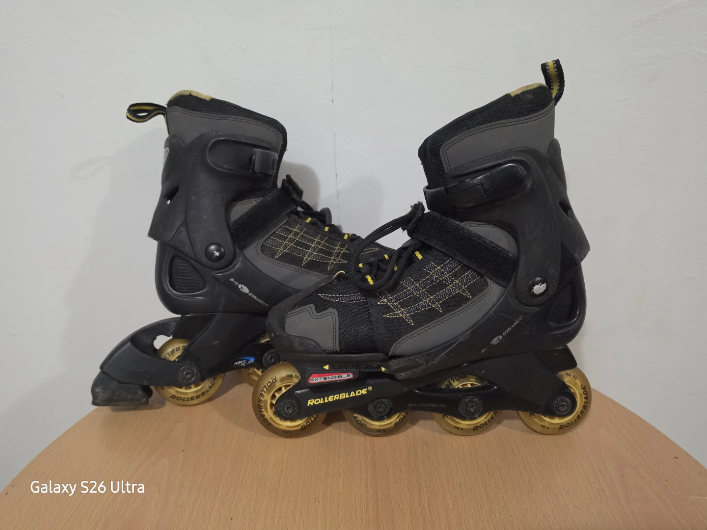 Rollerblade Girl's Maxx 300 Bio Dynamic Size 4-7 In-Line Skates - photo 3