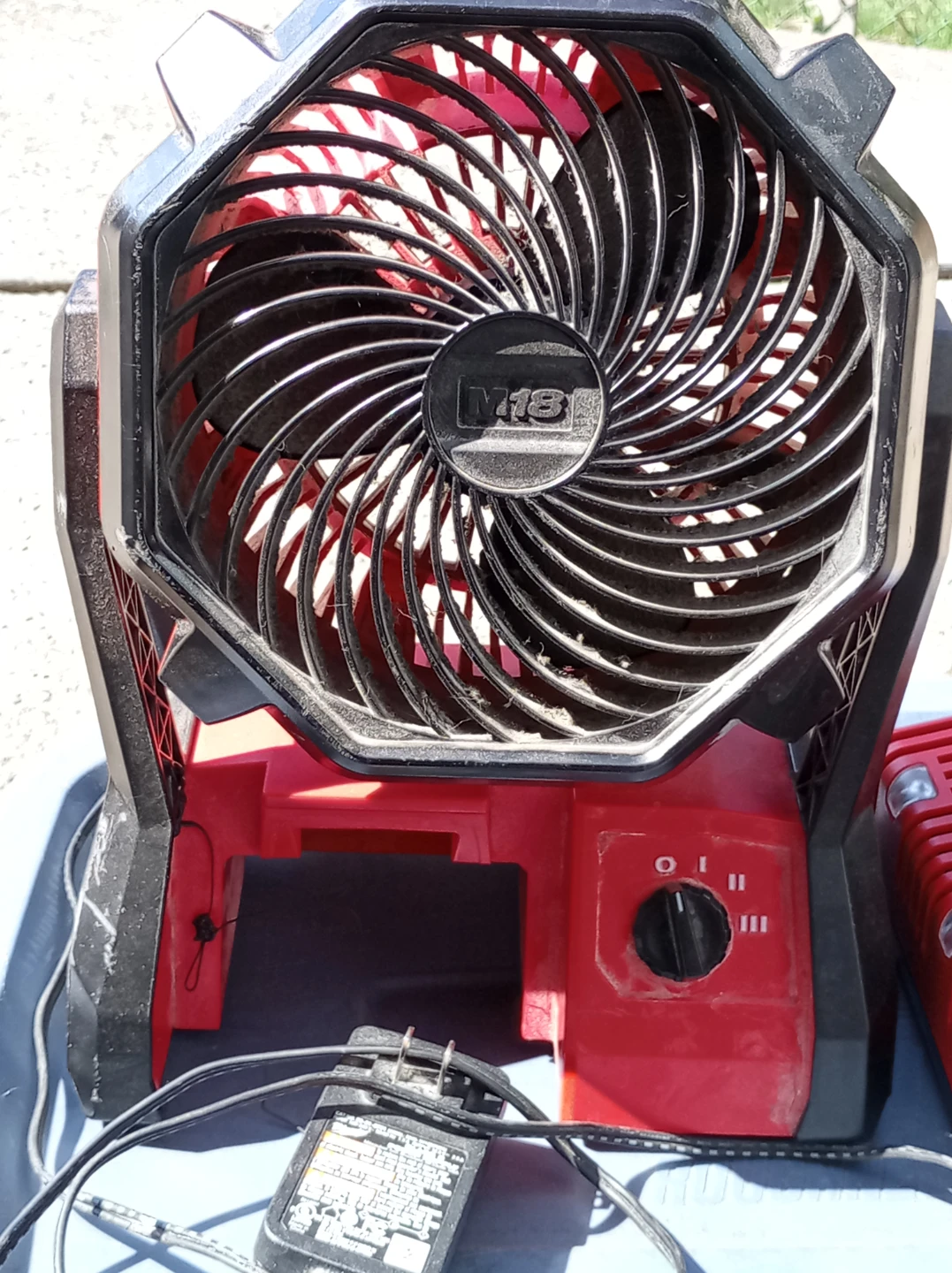 Milwaukee M18 Fan with 2 Batteries & Charger