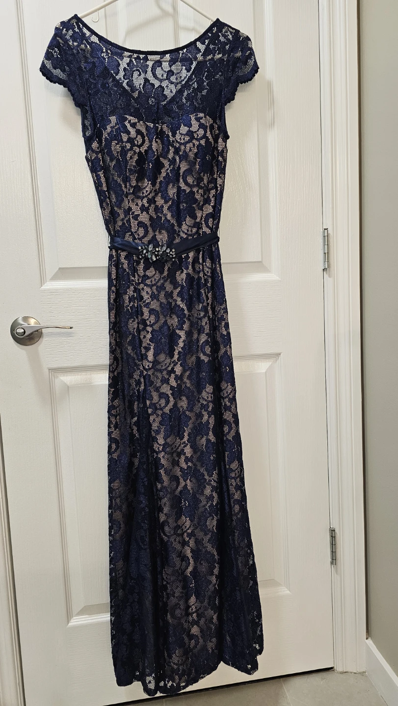 Laura Petites Navy Lace Maxi Dress with Beaded Embellishment - photo 2