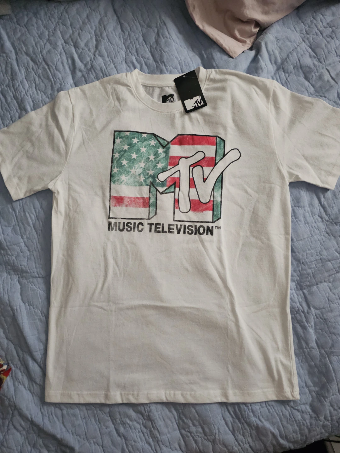NEW VINTAGE MTV TSHIRT Size Large