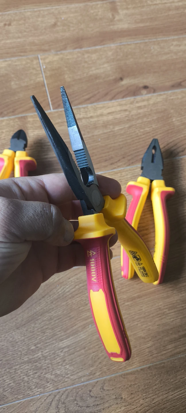 Set of 3 Insulated Pliers - photo 5
