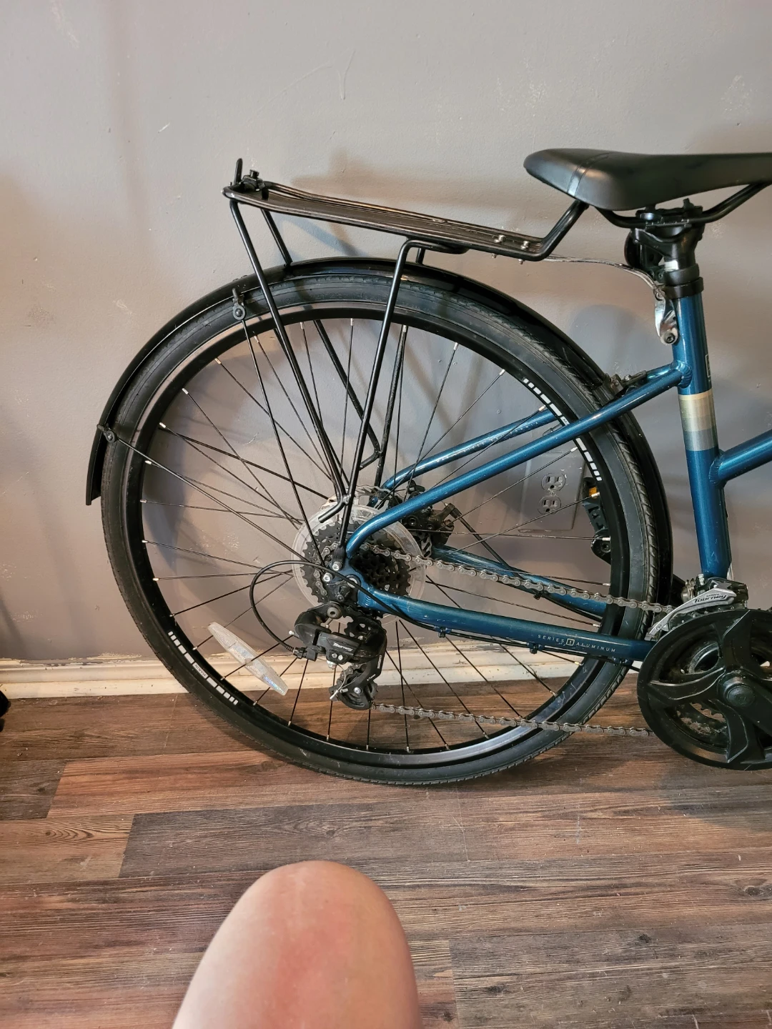 2026 Marin Fairfax 1 Hybrid Bike - photo 2