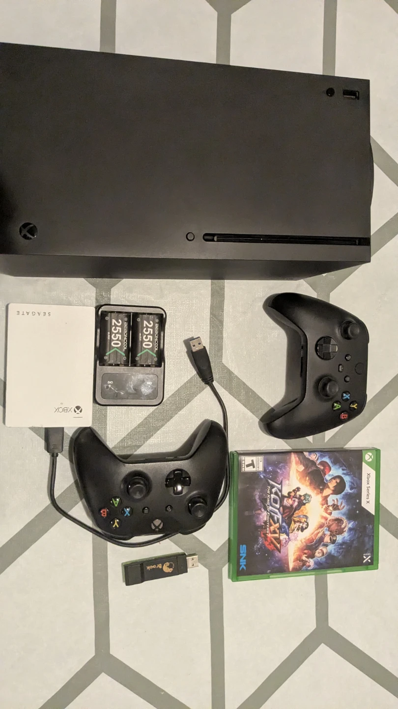 Xbox Series X Console Bundle with Controllers and Game - photo 2