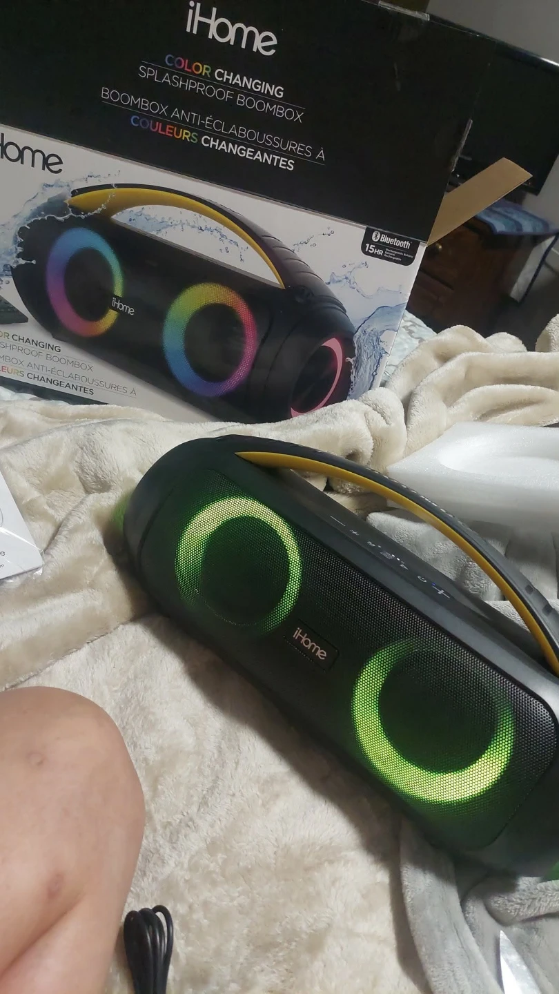 iHome Color Changing Splashproof Boombox - photo 3