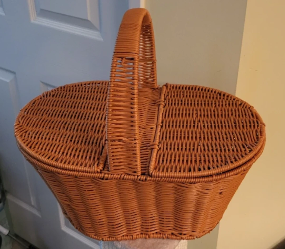 Wicker Basket with Handle, both sides open