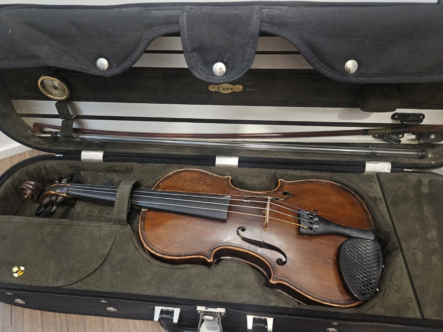 Core Violin with Case and Bow