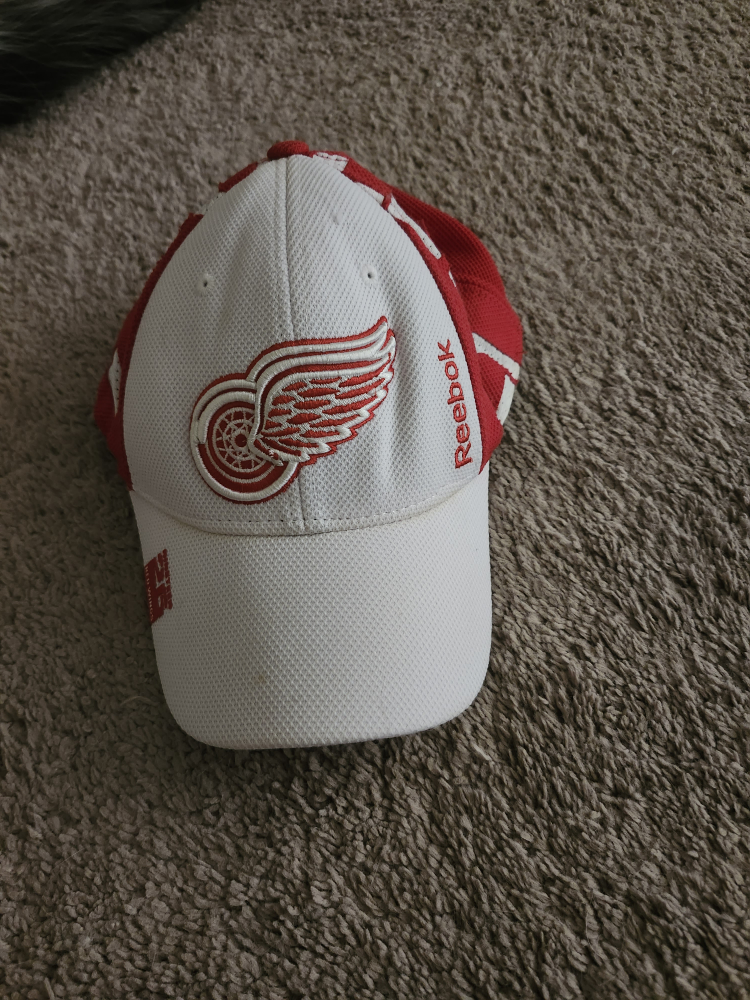 Detroit Red Wings Reebok Baseball Cap