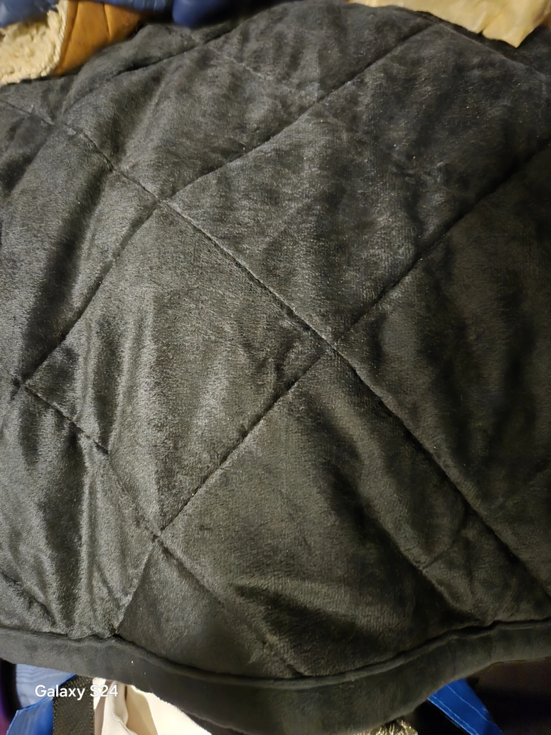 HEATED BLANKET BLACK