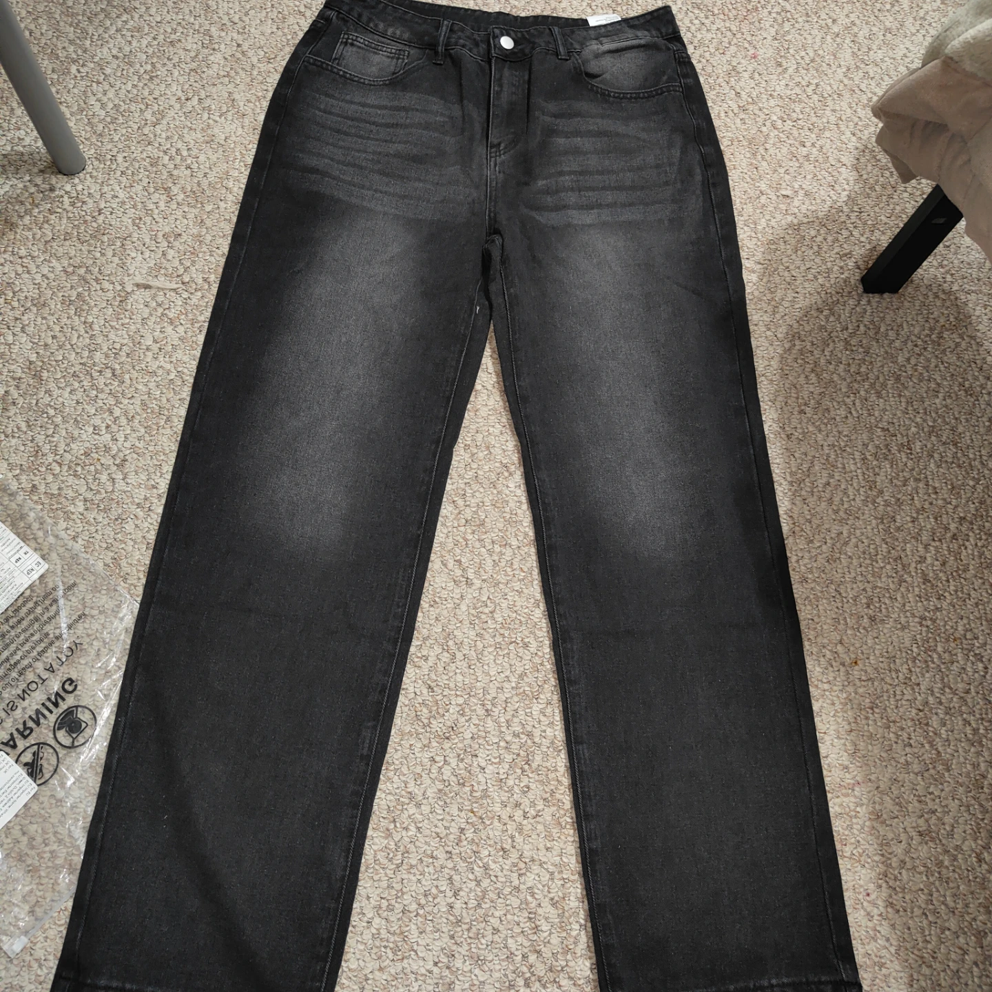 Black Wide-Leg Jeans