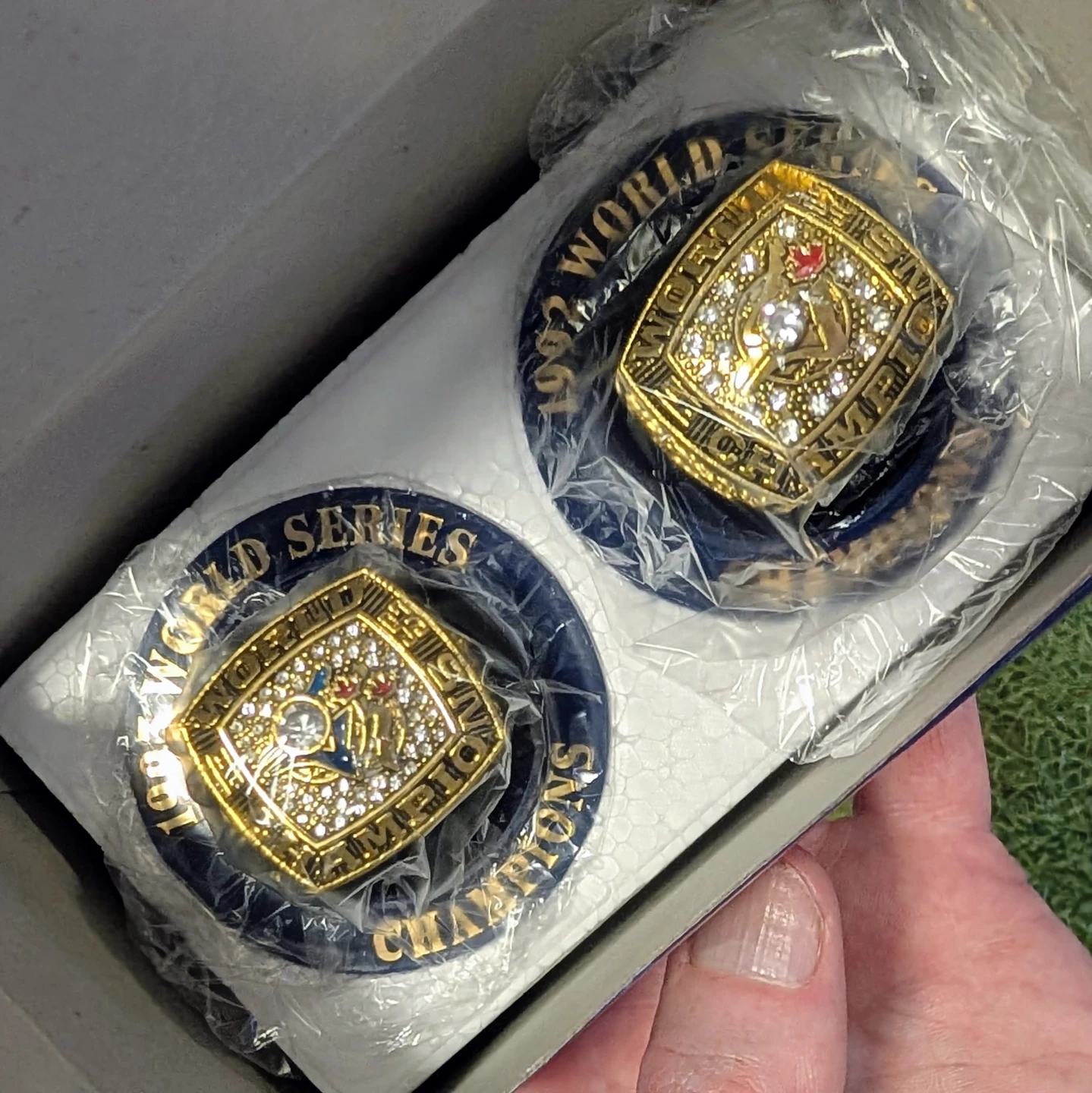 Toronto Blue Jays '92 & '93 World Series Championship Rings - photo 3
