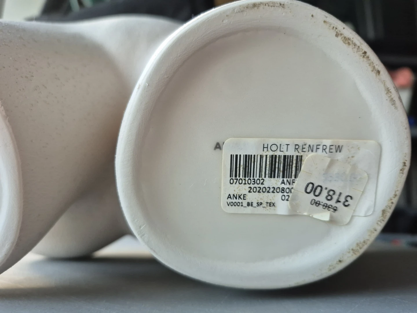 Holt Renfrew Ceramic Vase - photo 4