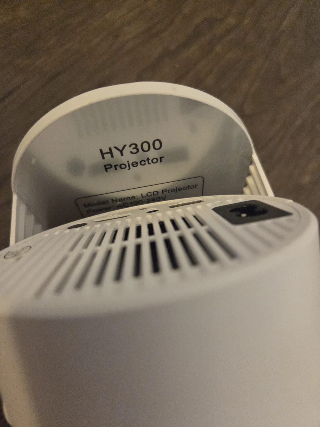 THTE HY300 Mini Projector with Remote - photo 4