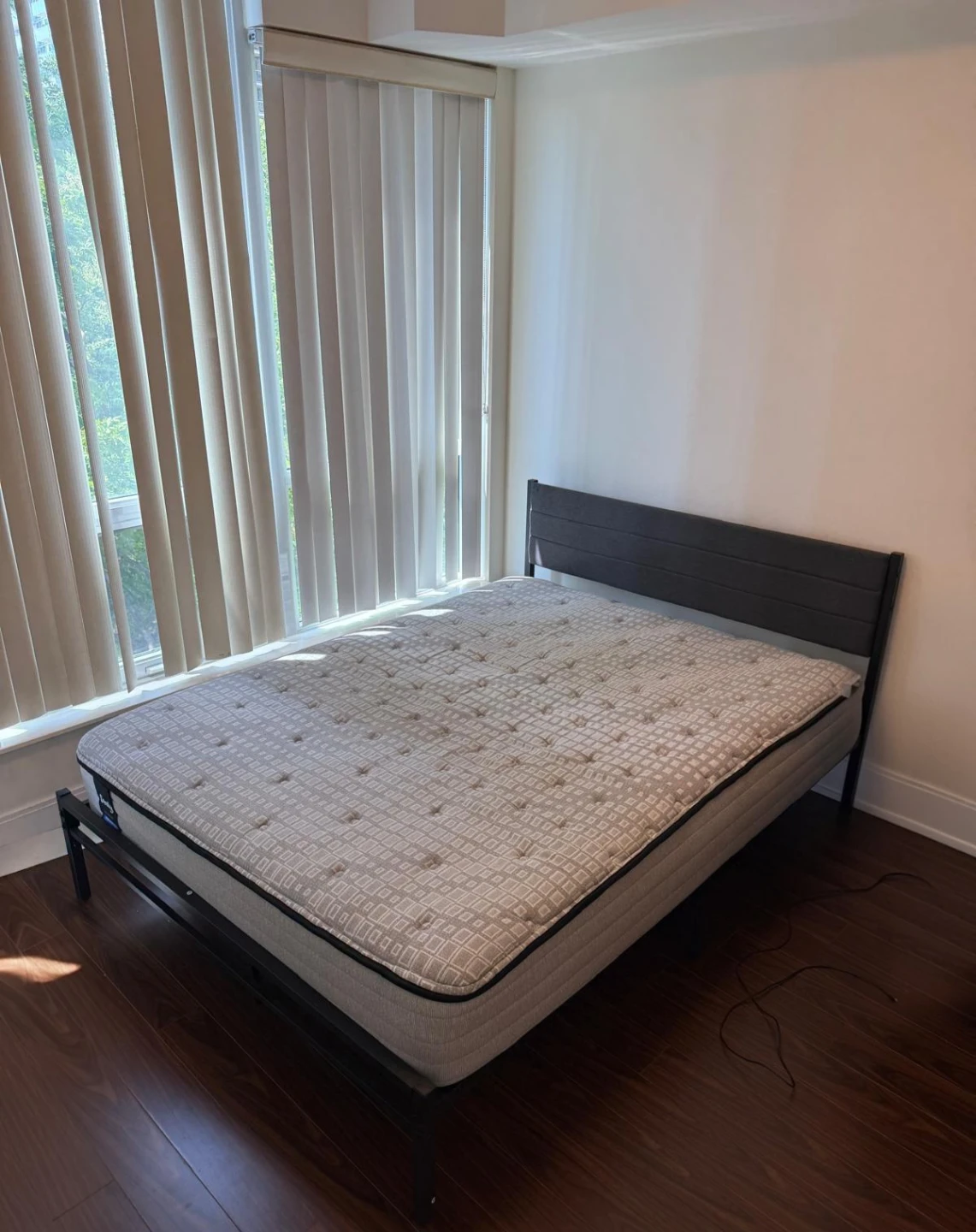Sealy Optimum Posturepedic Queen Mattress and Metal Bed Frame