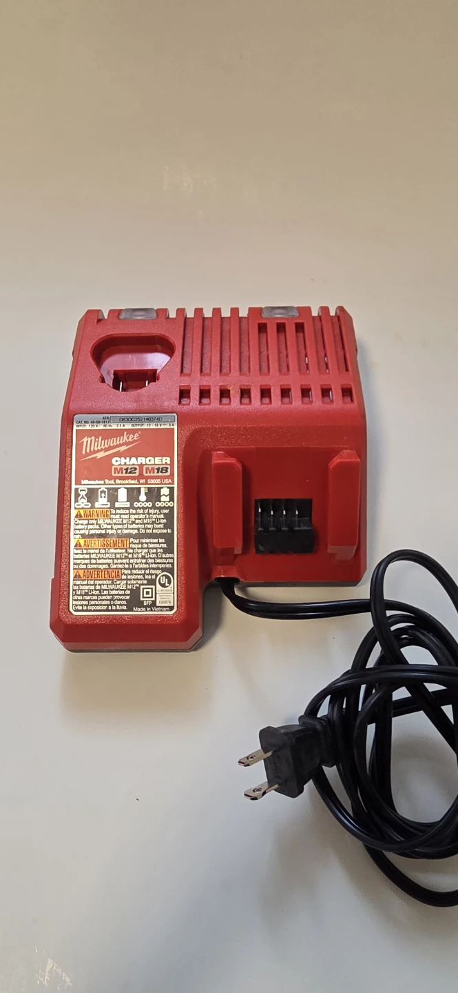 Milwaukee M12 M18 Battery Charger