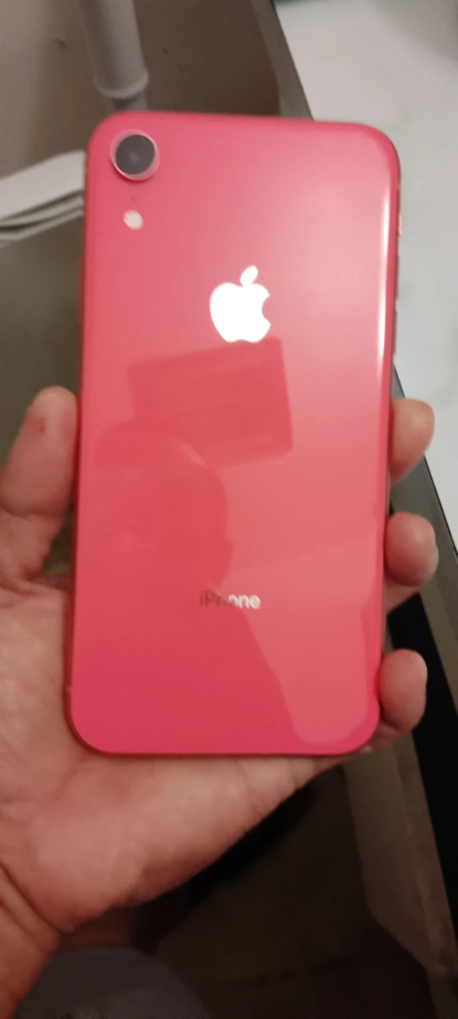 Orange iPhone XR - photo 3
