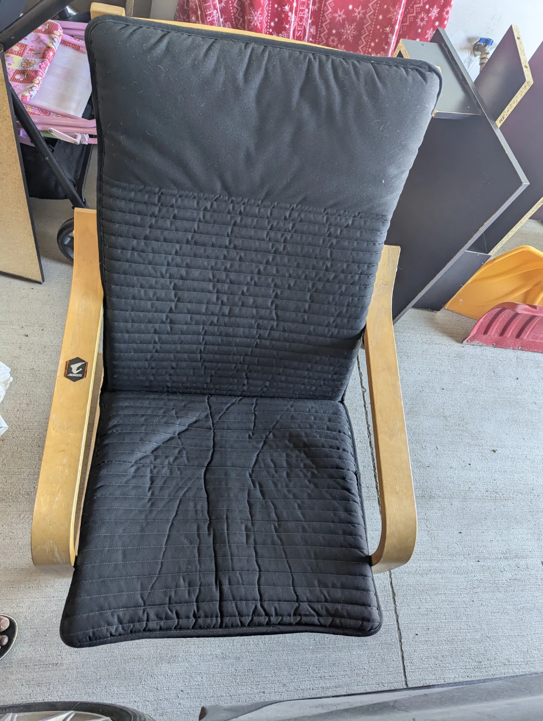IKEA paong chair in great shape - photo 2