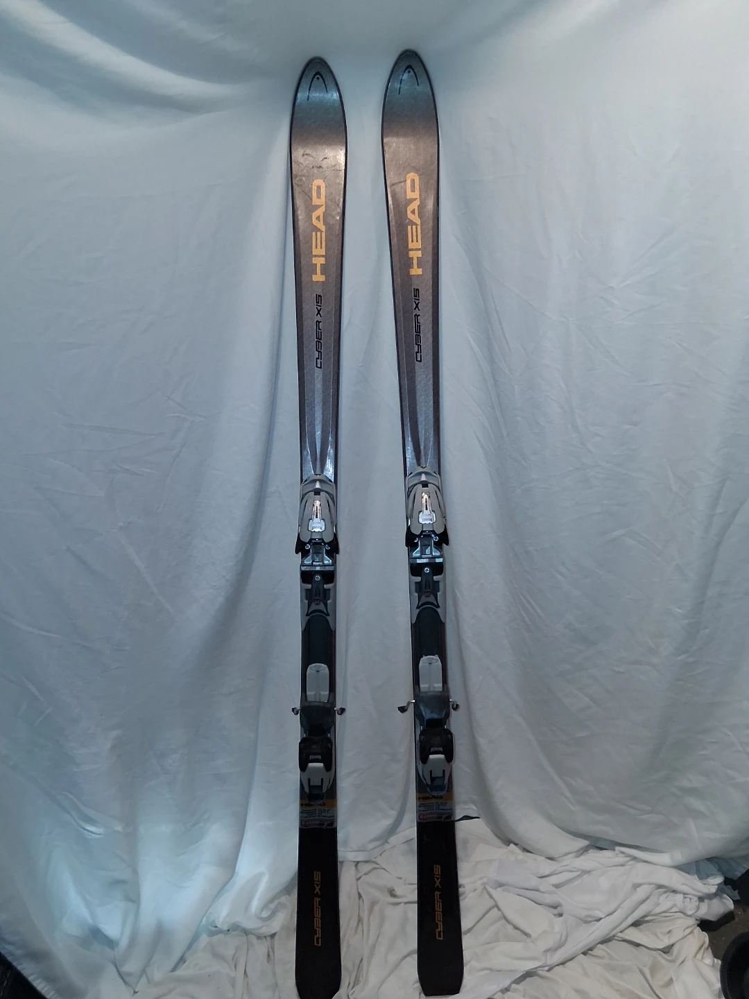 HEAD Cyber XIS Skis with Marker Bindings