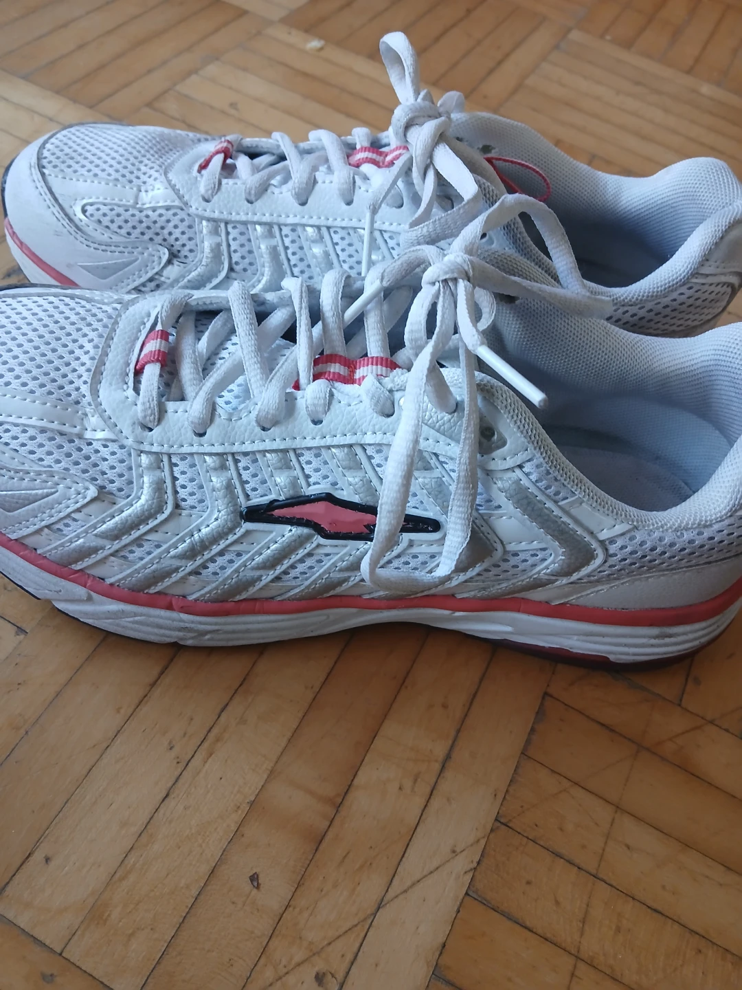 AVIA Women's Running Shoes Size 9