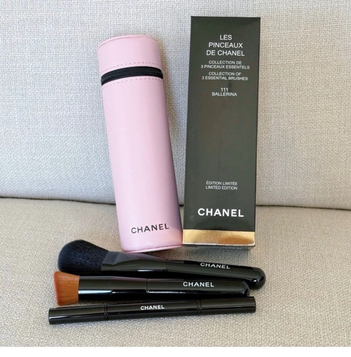 Chanel Collection 111 Ballerina 3 Essential Brushes - photo 4