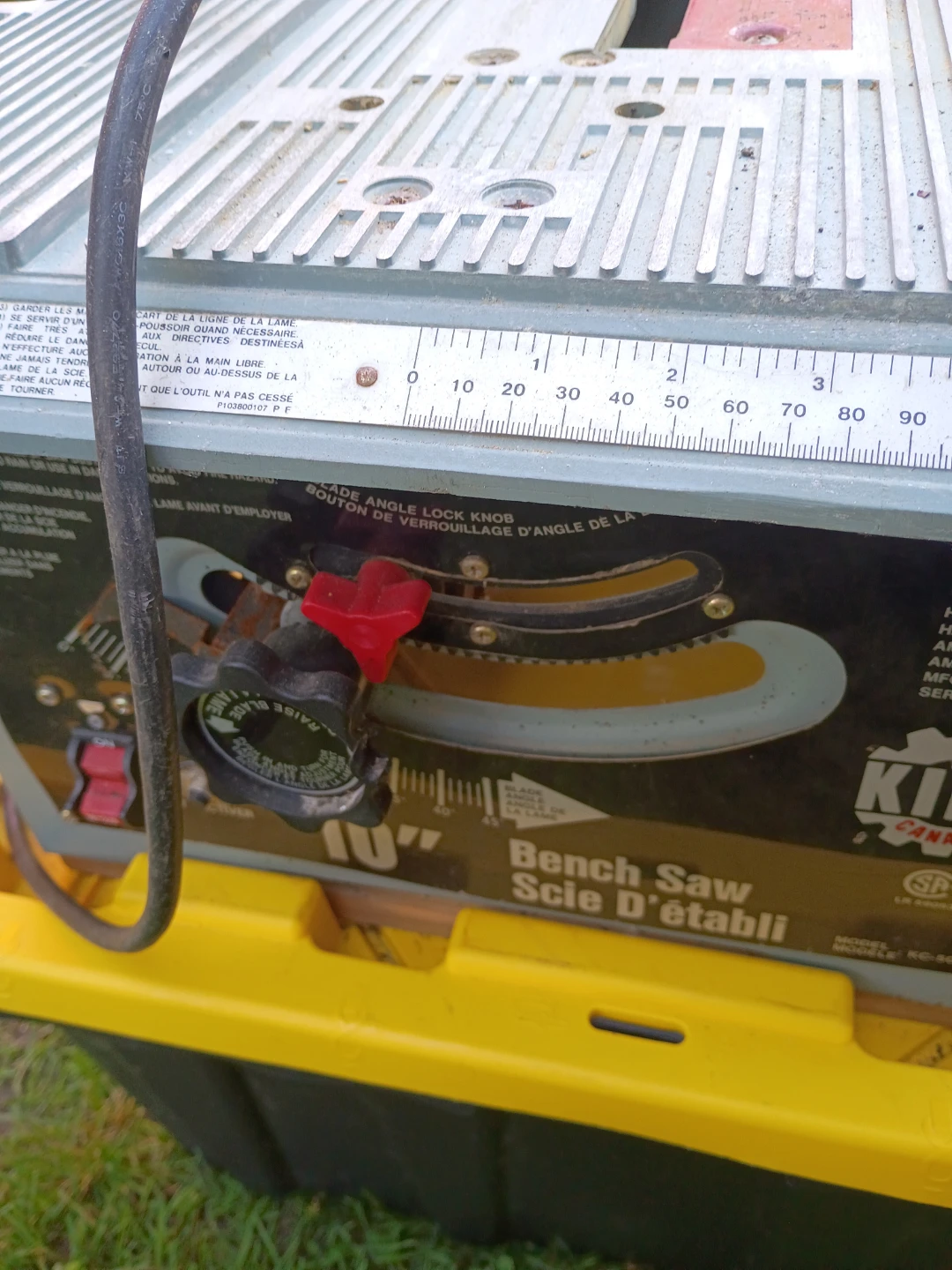 Table saw needs a blade