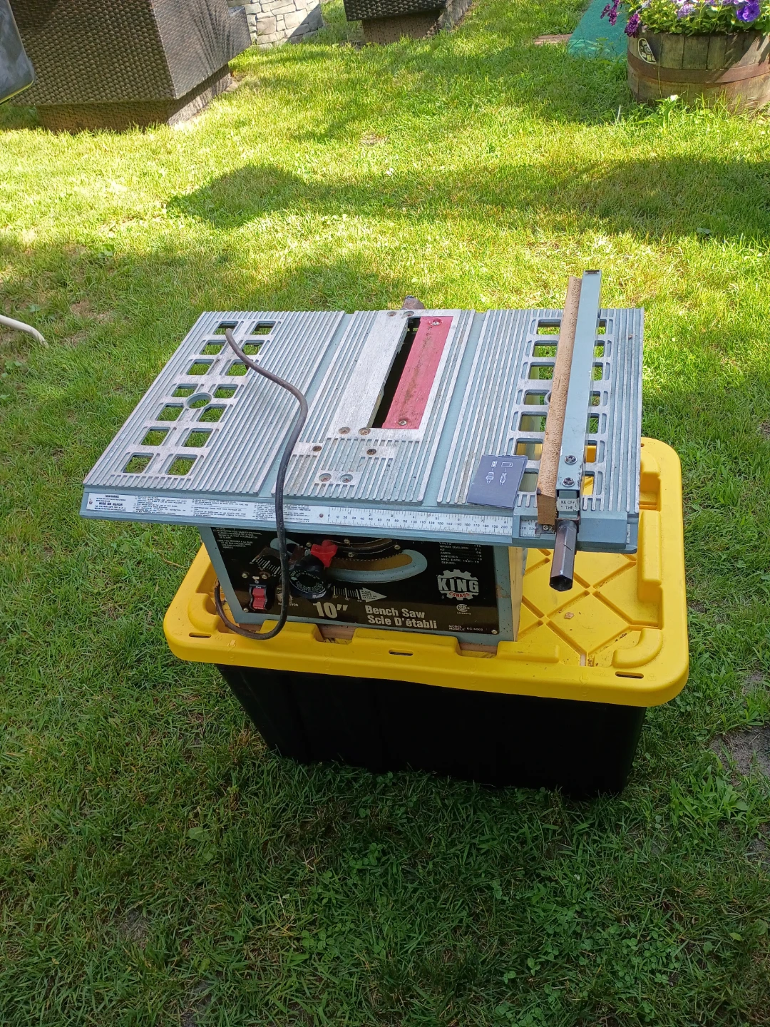Table saw needs a blade - photo 2