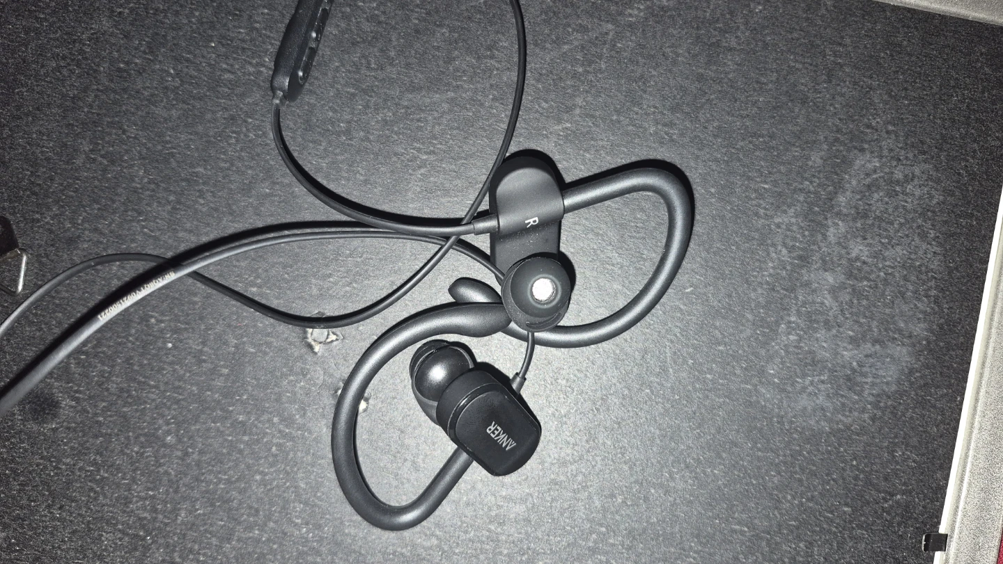 Anker Wireless Sport Earbuds - photo 2