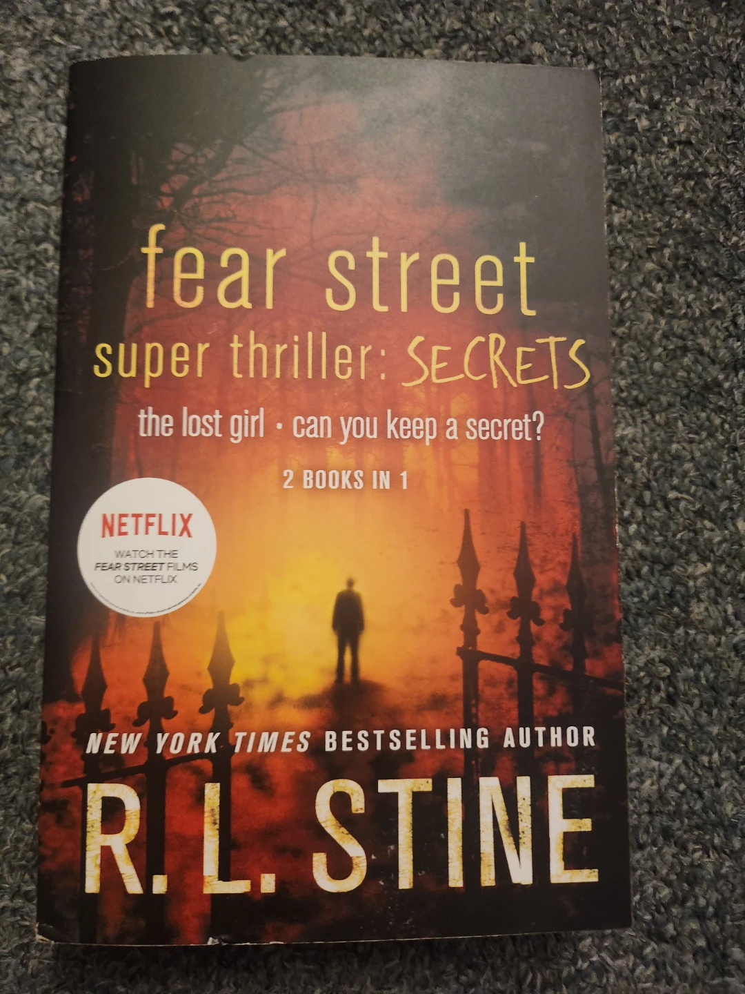 R.L. Stine Fear Street Super Thriller: Secrets 2 Books in 1