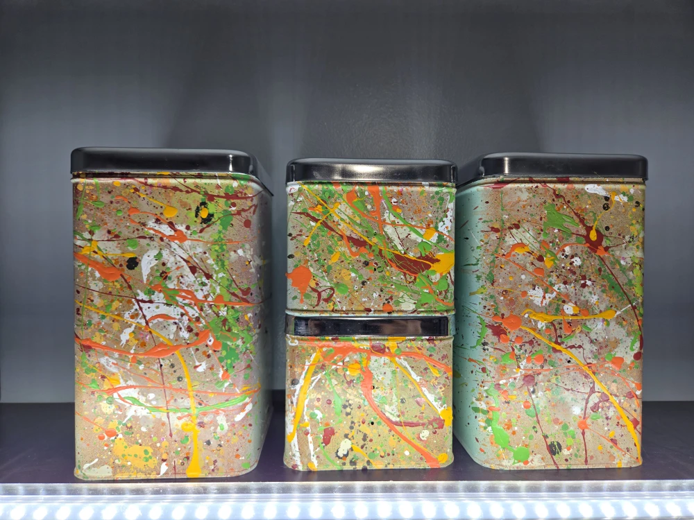 Artistic Splatter Design Tin Set