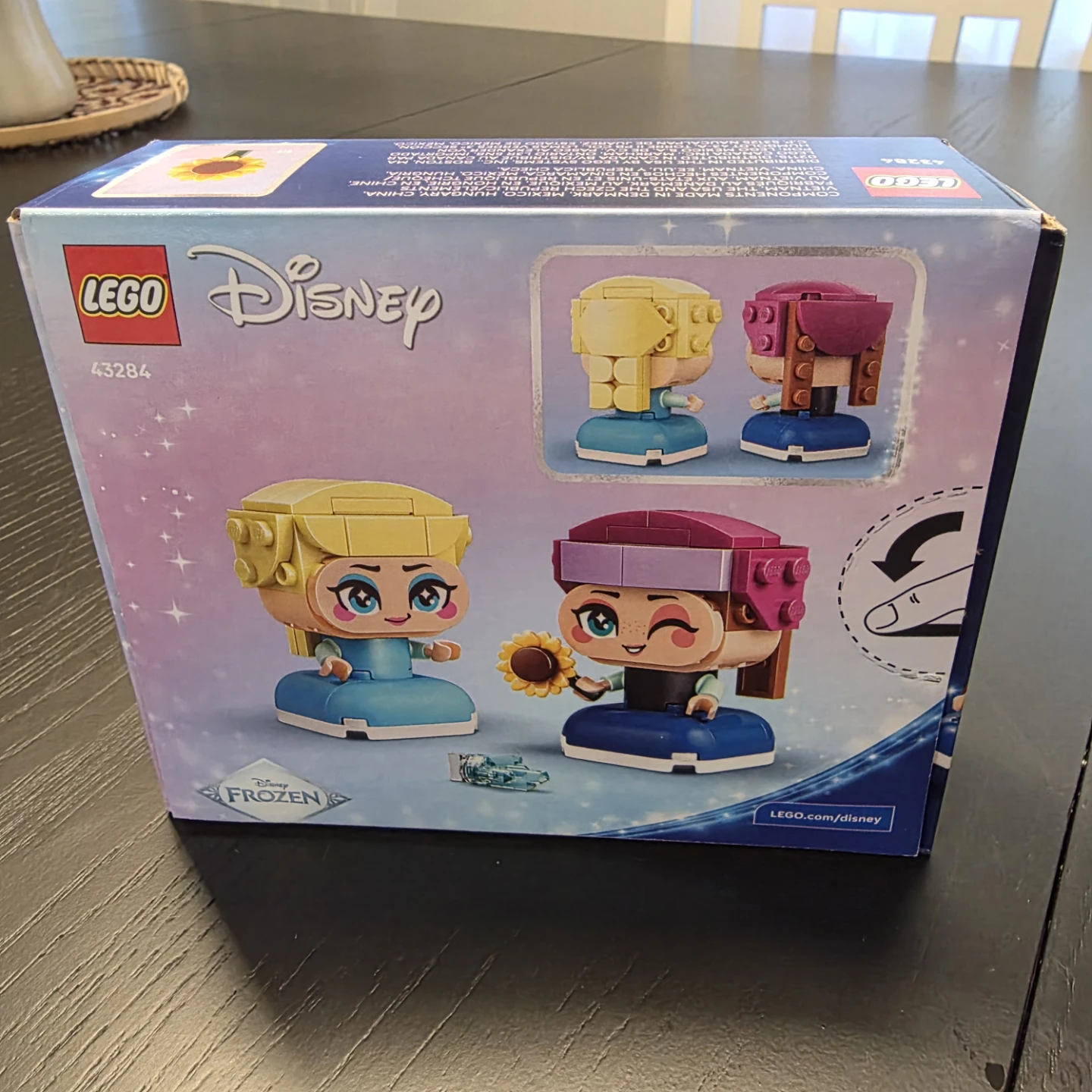 LEGO Disney Mini Anna & Elsa Building Toy 43284 - photo 4