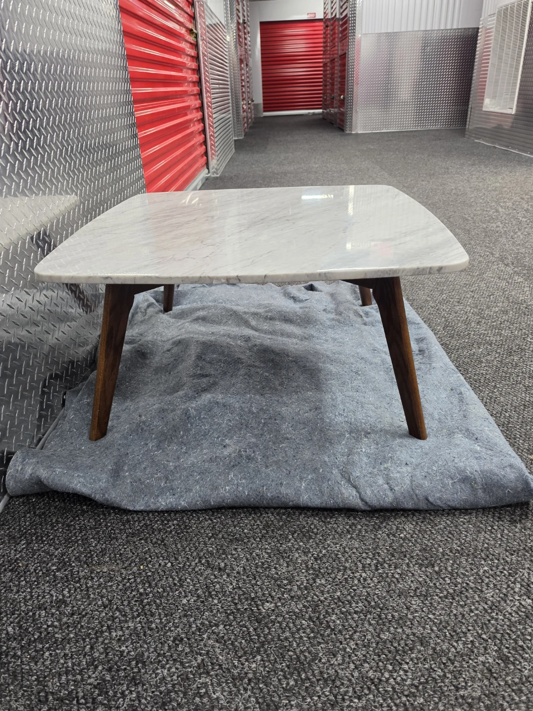 Marble Top Coffee Table with Wood Legs - photo 3