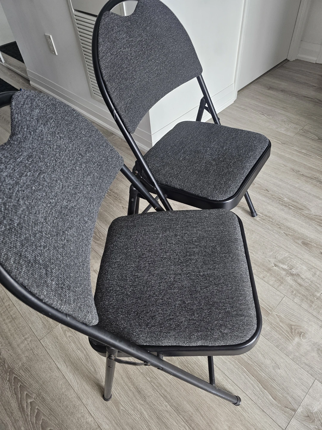Set of 2 Grey Folding Chairs - photo 2