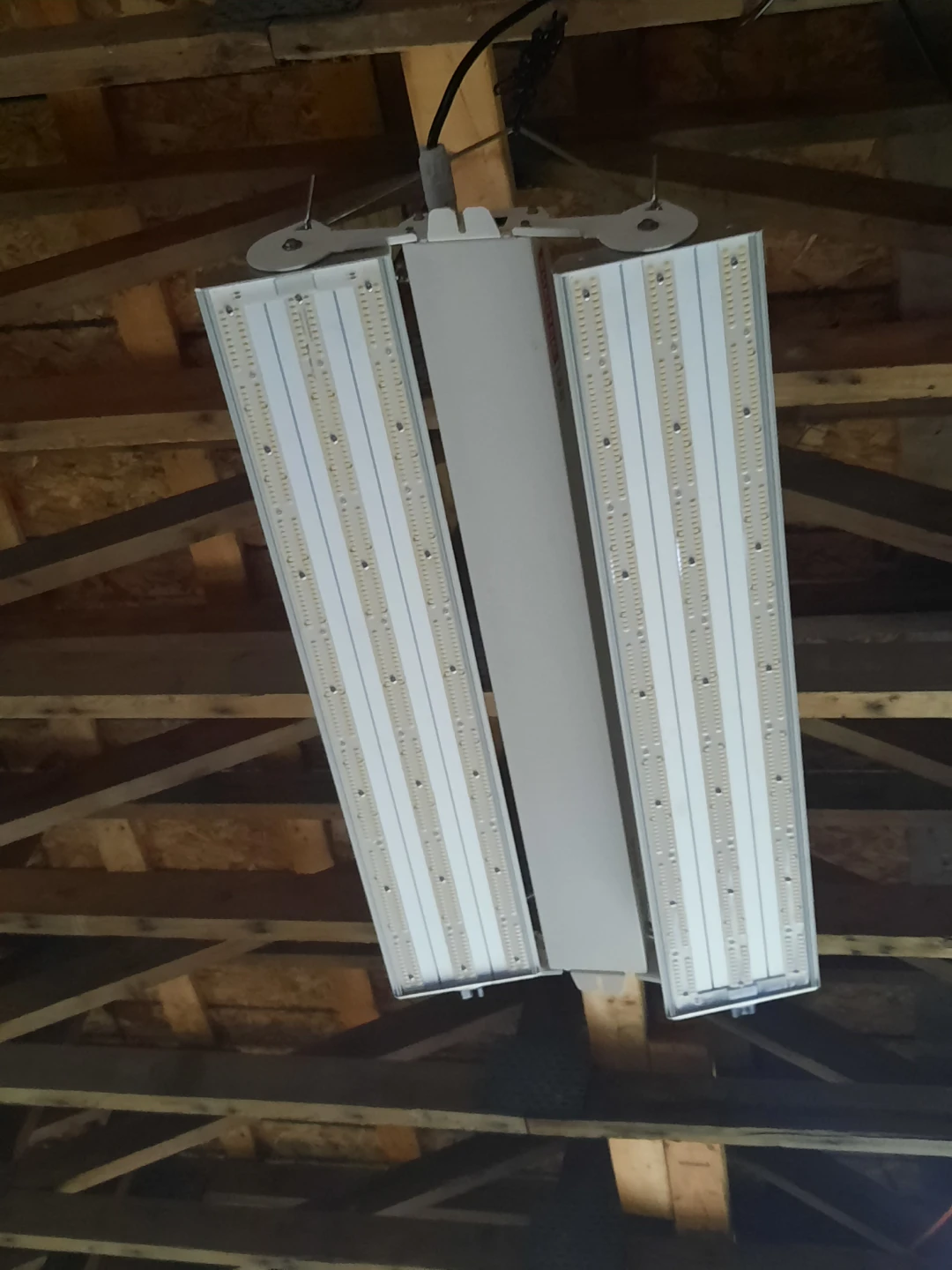 LED Grow Light Fixture