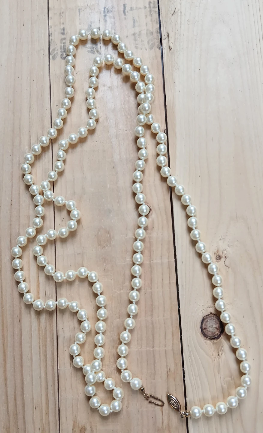 Vintage 48" AVON Faux Pearl Necklace - photo 2