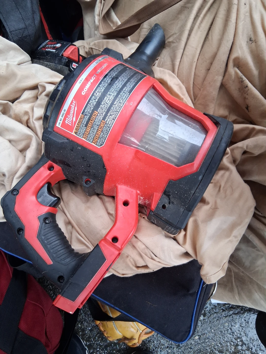 Milwaukee 18V Compact Cordless Vacuum