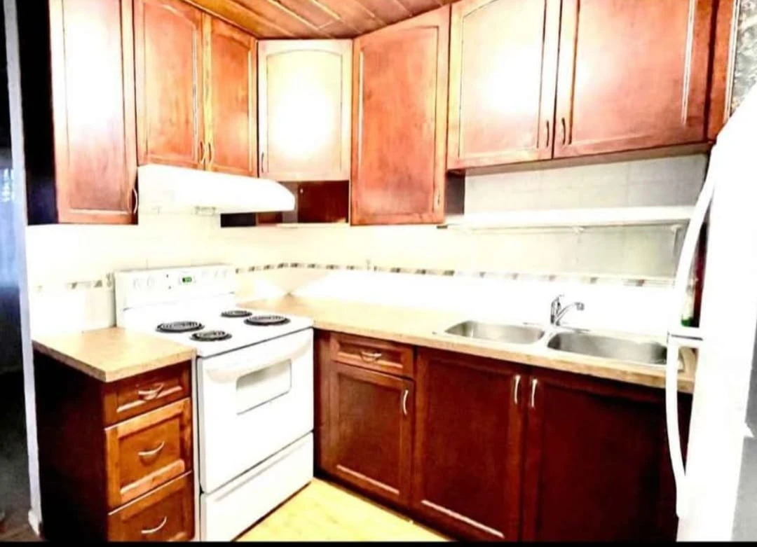 2 bedroom 1.5 bath townhouse  for rent - photo 4