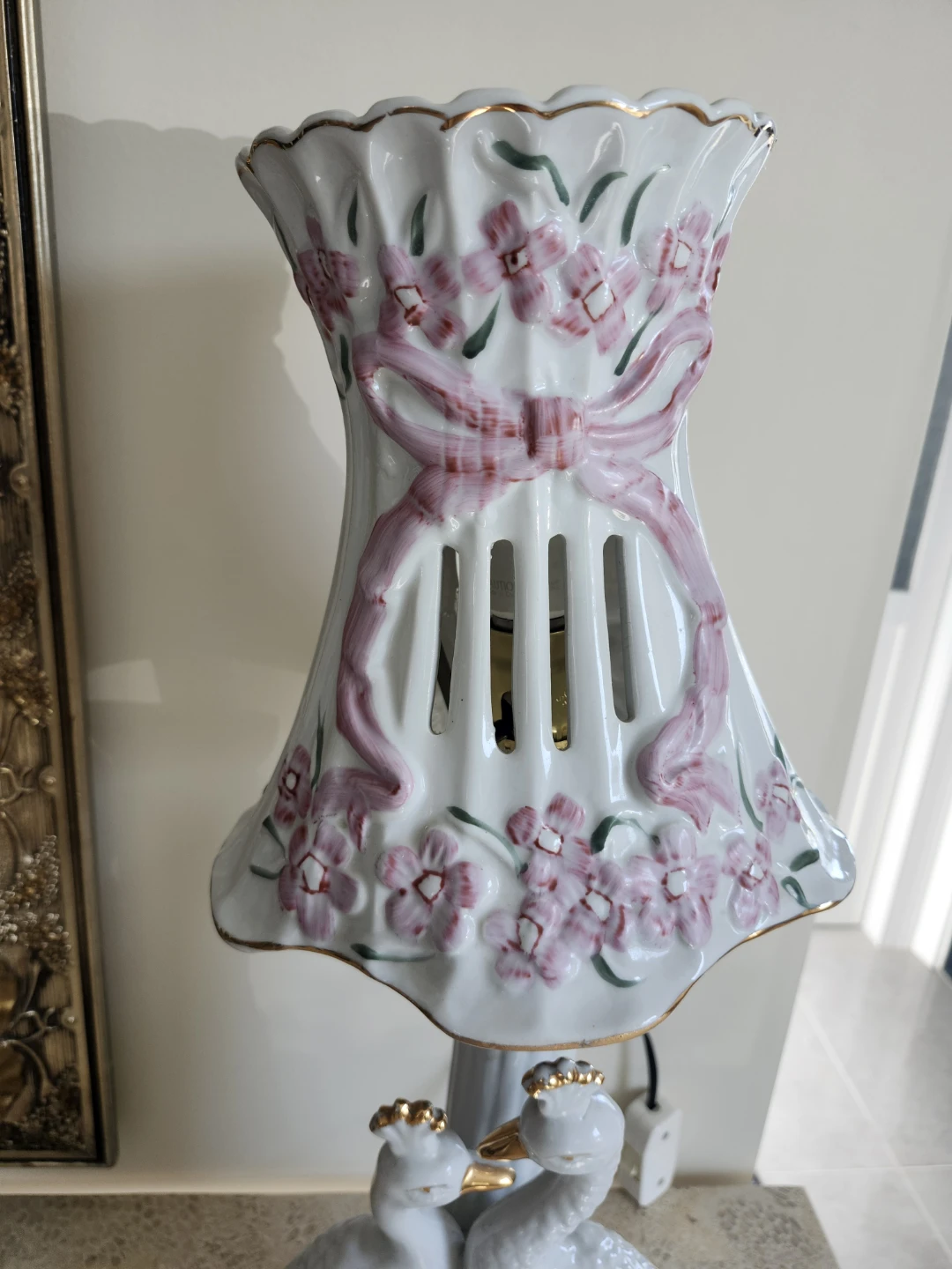 Decorative Ceramic Peacock Lamp - photo 3