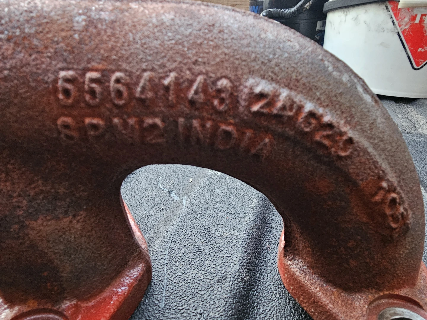Exhaust Manifold 6564143 with bolts, spacers and heat shields - photo 4