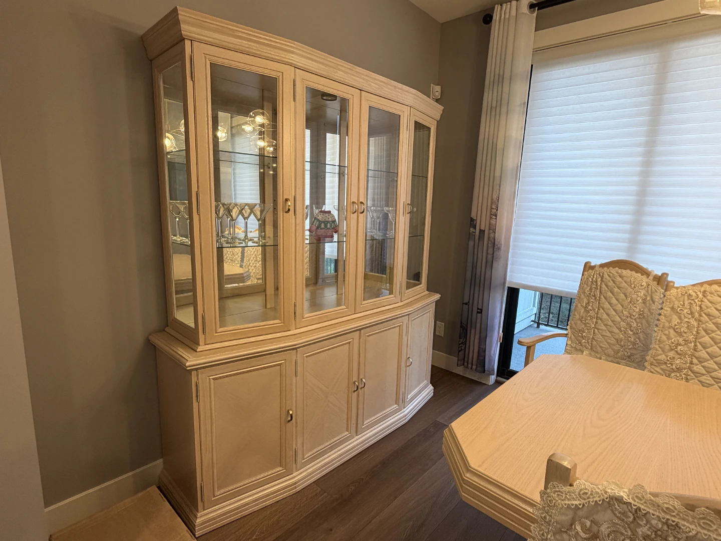 Dining Table and Chairs Set with Hutch - photo 4