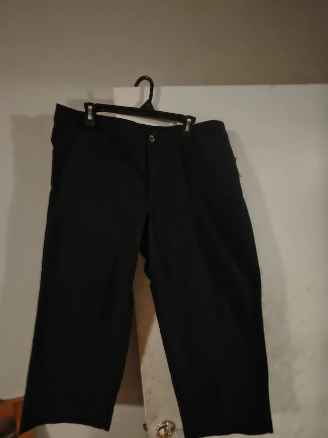 Brand NEw Old Navy Black High Rise Pants cropped