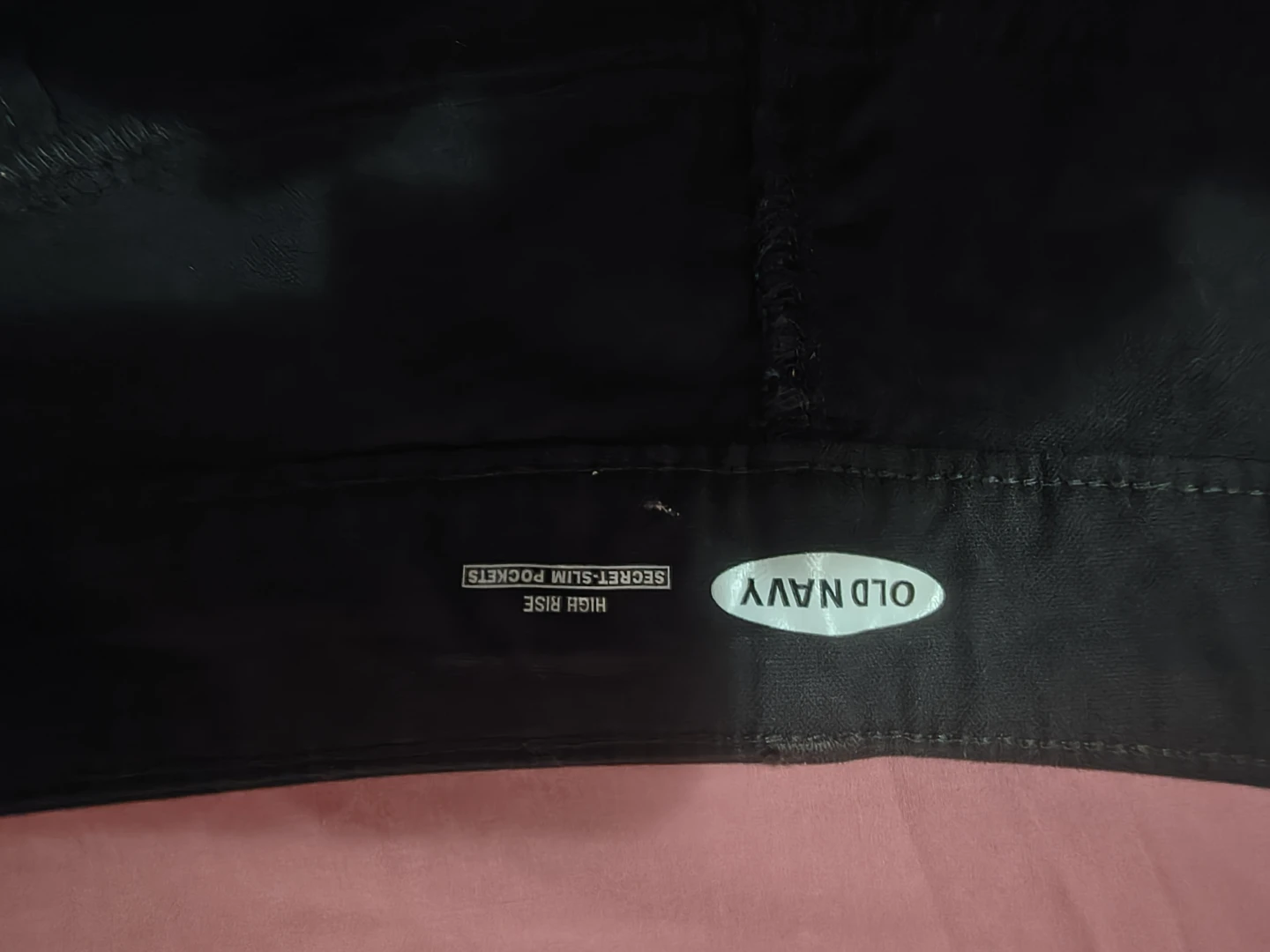 Brand NEw Old Navy Black High Rise Pants cropped - photo 3